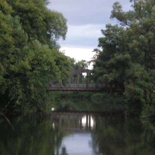 Most Kopeckého ulice přes Lomnici v Miroticích