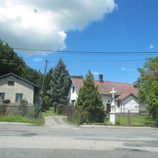 Kříž v Komárovských Chaloupkách