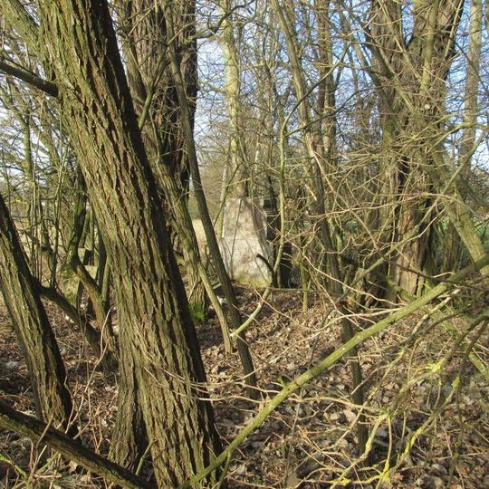 Kříž jižně od Němčic