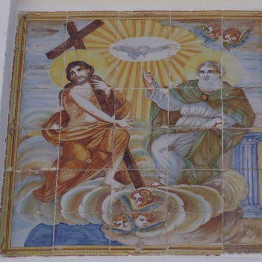 Ceramic panel of the Trinity at Major square