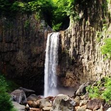 Naena Falls