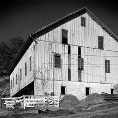 Caves Valley Historic District
