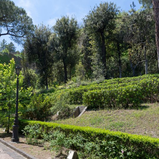 Parco e tomba di Virgilio