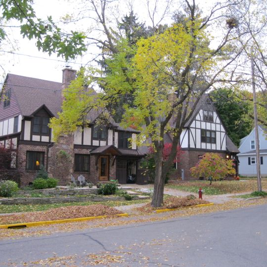 West Lawn Heights Historic District