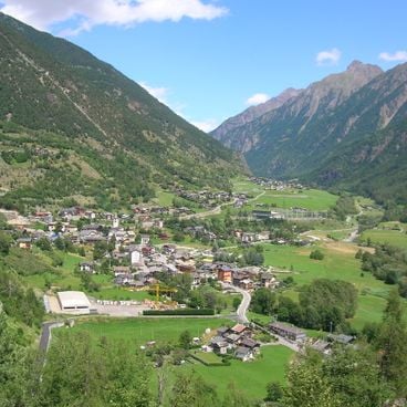 Vallei van Aosta: middeleeuwse kastelen, Romeinse overblijfselen en bergtoppen
