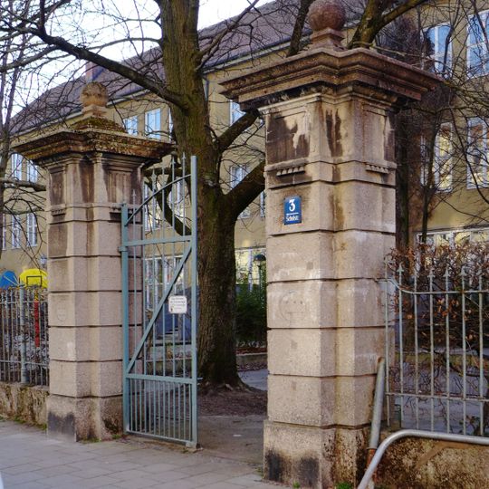 Torpfeiler Schulstraße 3