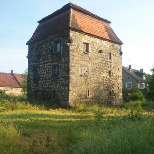 Wieża mieszkalna na folwarku miejskim, XV/XVI