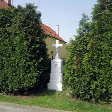 Kříž v Nezbavěticích
