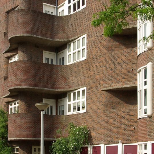 Holendrechtstraat 1-47