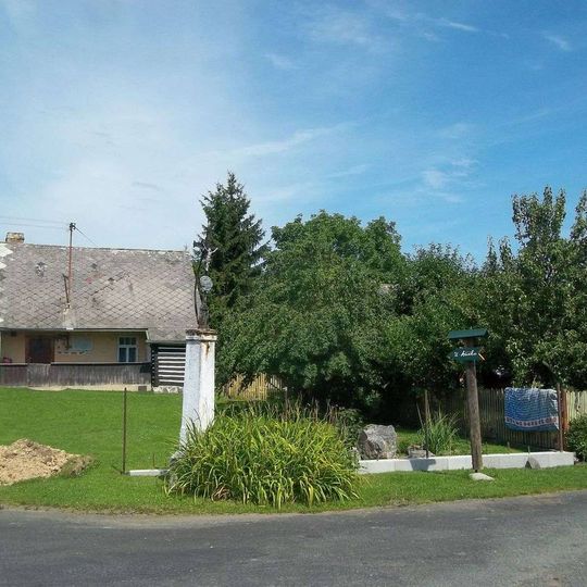 Kříž v Železném Újezdu