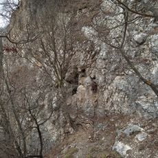Hosszúerdő-hegyi Cavity
