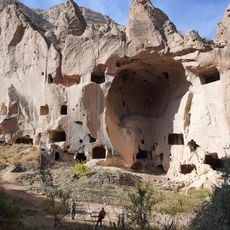Hallaç Manastir