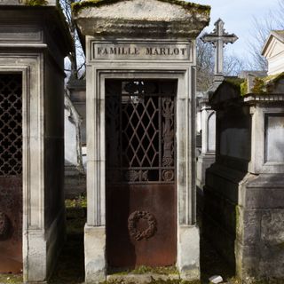 Grave of Marlot
