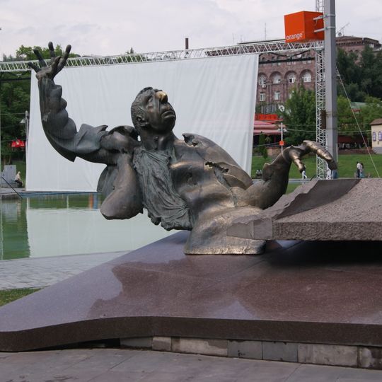 Arno Babajanyan Monument