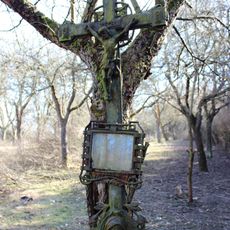 Kříž jižně od Dražíče