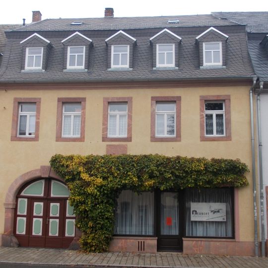 Wohnhaus in geschlossener Bebauung Leipziger Straße 38