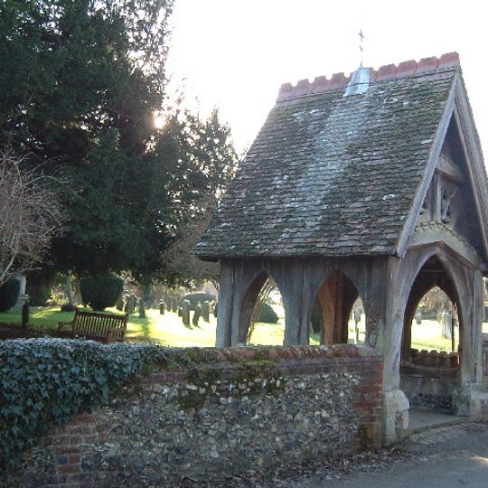 Lychgate and Churchyard Wall to St Mary's Church
