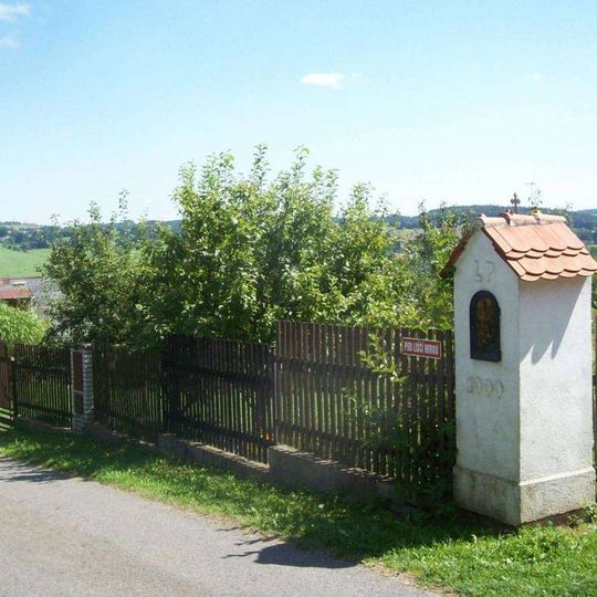 Kaplička západně od Březí