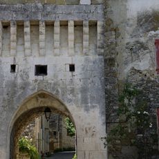 Remparts de Revest-des-Brousses