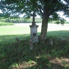 Kříž jihovýchodně od Antonky