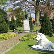 Statue of Sacred Heart of Jesus Christ