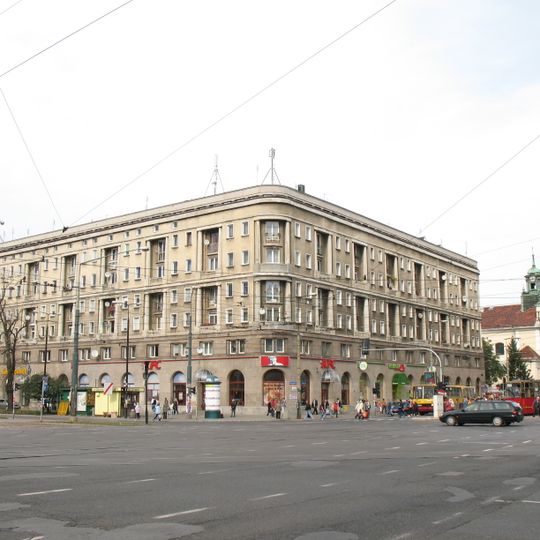 82 Aleja Solidarności in Warsaw