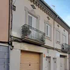 Building in carrer de la Verge de les Neus, 9-11
