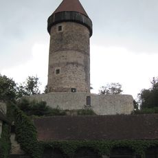 Bergfried der Burg Clam