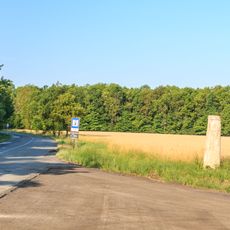 Rozcestník u křižovatky silnic Smidary/Chotělice - Staré Smrkovice - Vysoké Veselí