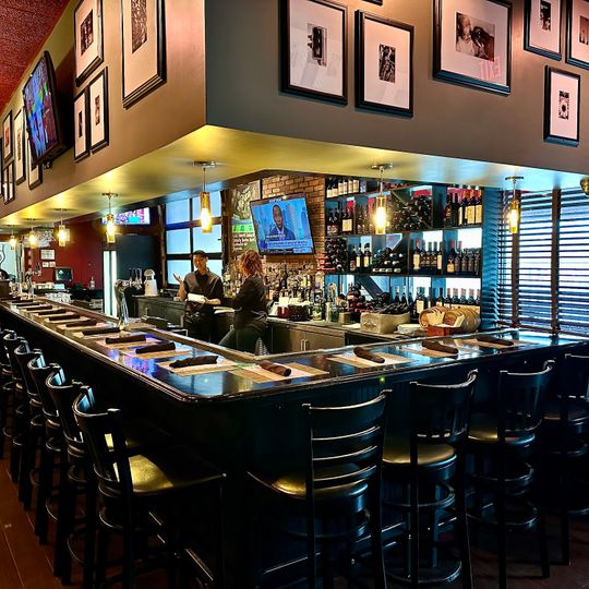 Marlow's Tavern