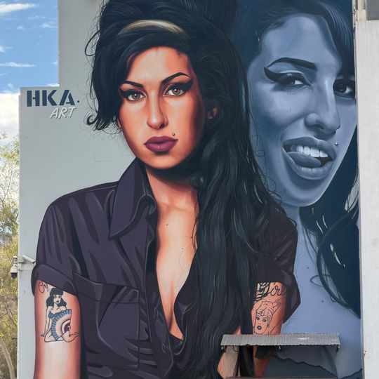 Mural di Amy Winehouse