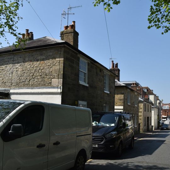 18 And 20, Garden Street