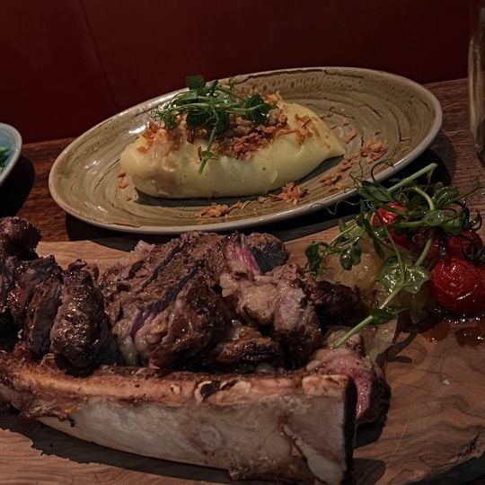 Ryleigh's Rooftop Steakhouse