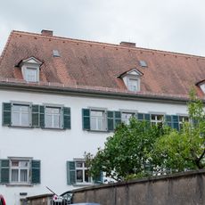 Eisgrube 4; Frauenplatz 1a