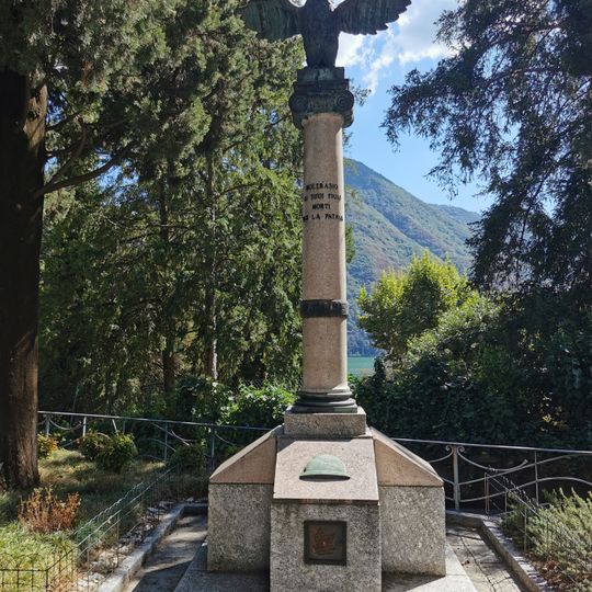 Monumento ai caduti di Moltrasio