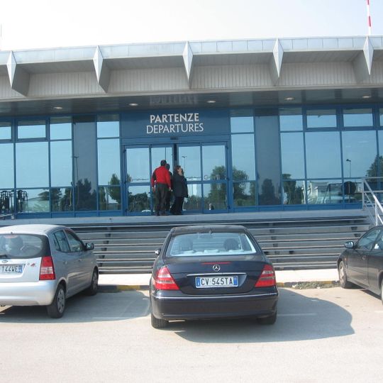 Foggia "Gino Lisa" Airport
