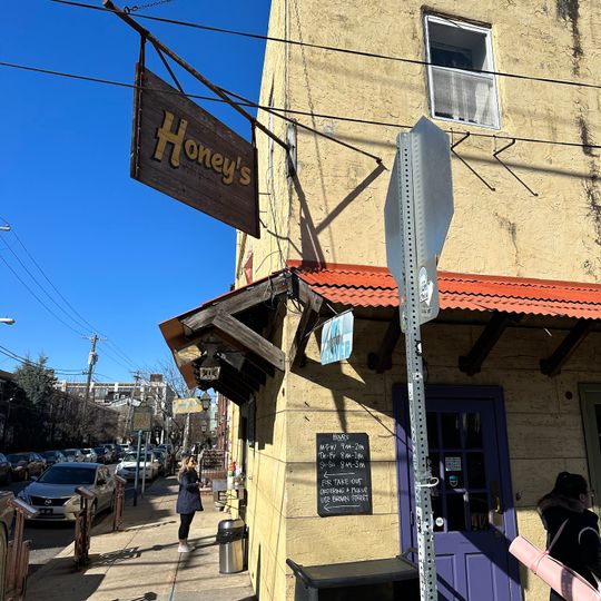 Honey's Sit 'n Eat