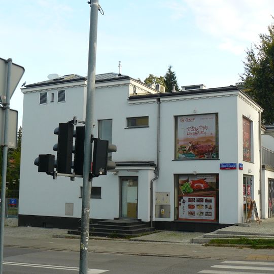 Dom przy ulicy Idzikowskiego 41