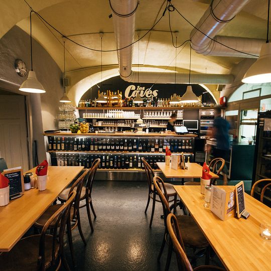 Restaurant & Bar Les Caves