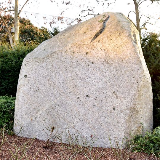 Findling auf dem Messegelände Hannover