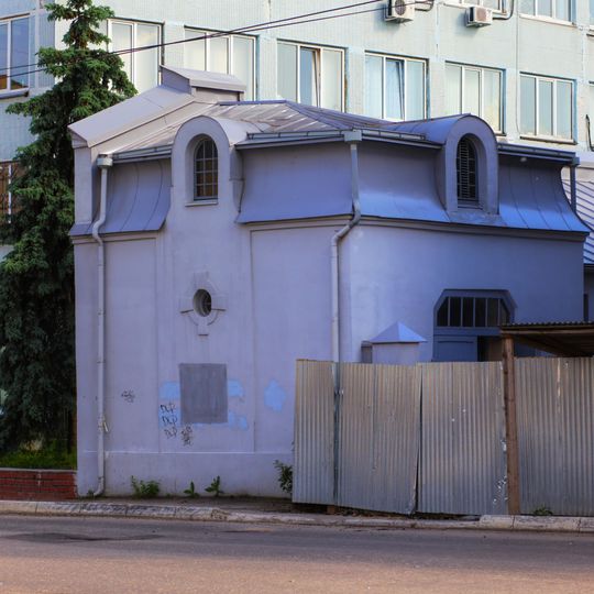 Флигель конюшенный