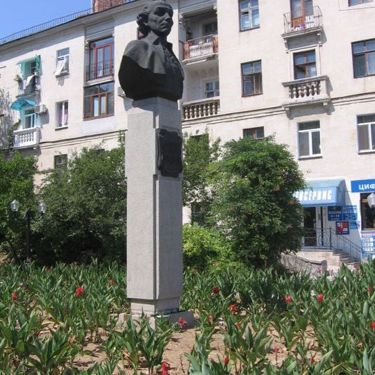 Памятник Суворову