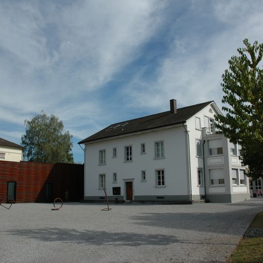 Ehemalige Villa Girard, Kunsthaus