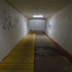 Podchod v železniční zastávce Všenory