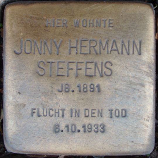Stolperstein en memoria de Jonny Hermann Steffens