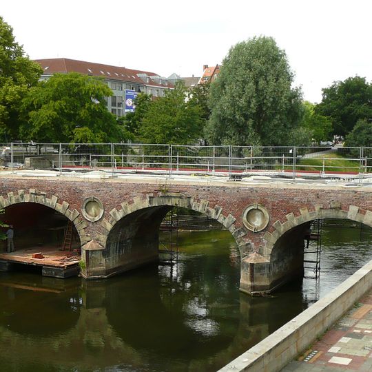 Martin-Neuffer-Brücke