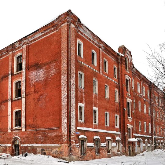 Казарма для рабочих четырёхэтажная