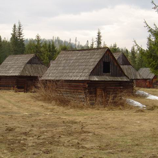 Sheds on Polana Podokólne in Jurgów