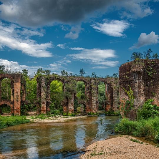 Römisches Aquädukt von Nikopolis