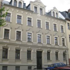 Mietshaus in geschlossener Bebauung Mosenstraße 7